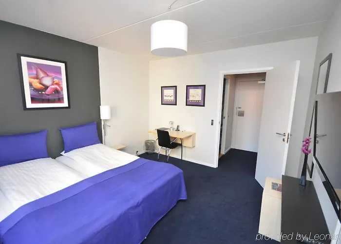 Danica Hotel