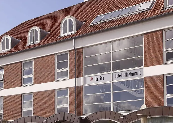 Danica Hotel 3*